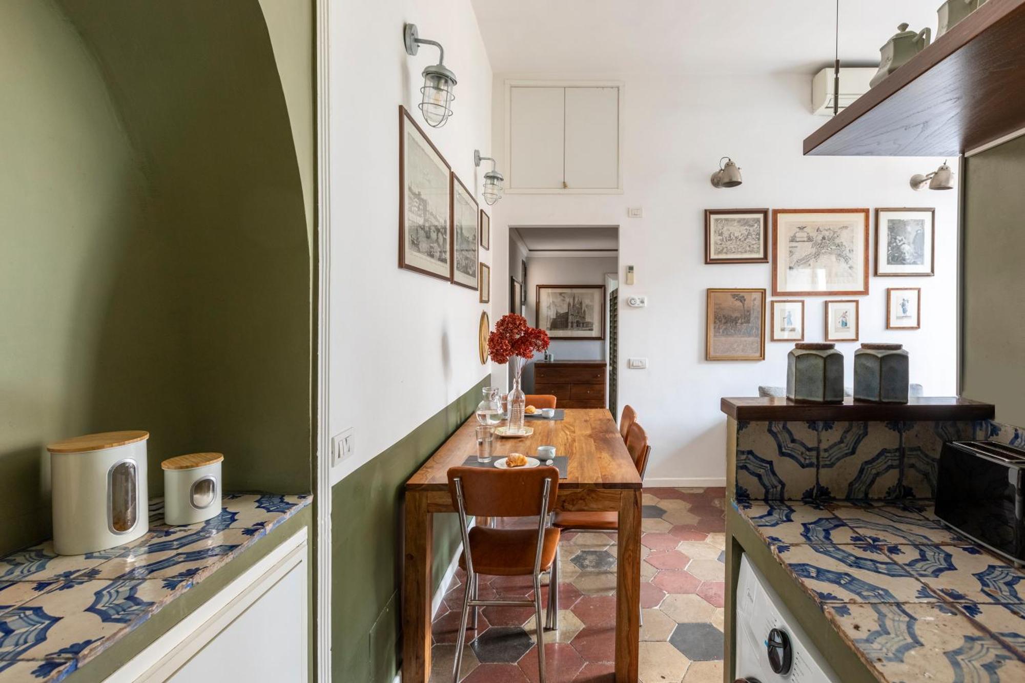 Colosseo Apartment- Heart Of Rione Monti Roma Exterior foto